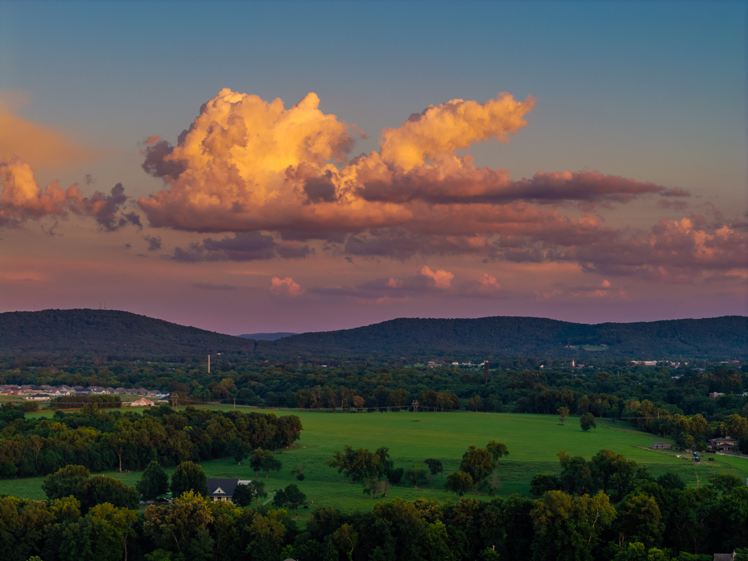 Round Mountain Land